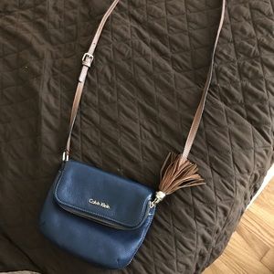 SALE👈🎉Calvin Klein cross body leather purse